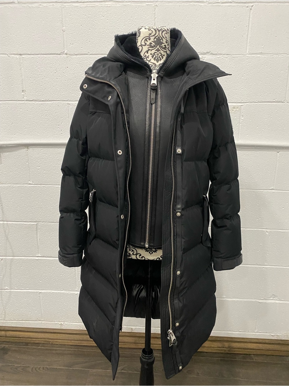 NWOT Mackage LUISA Long Hooded Puffer Coat With Zip Out Shearling Jacket XS - Picture 4 of 16